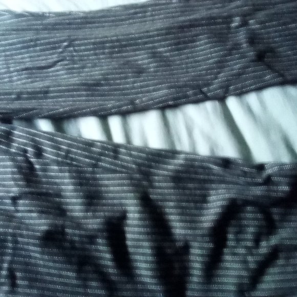 Pinstripe Soho leggingsl nwot - Picture 5 of 6